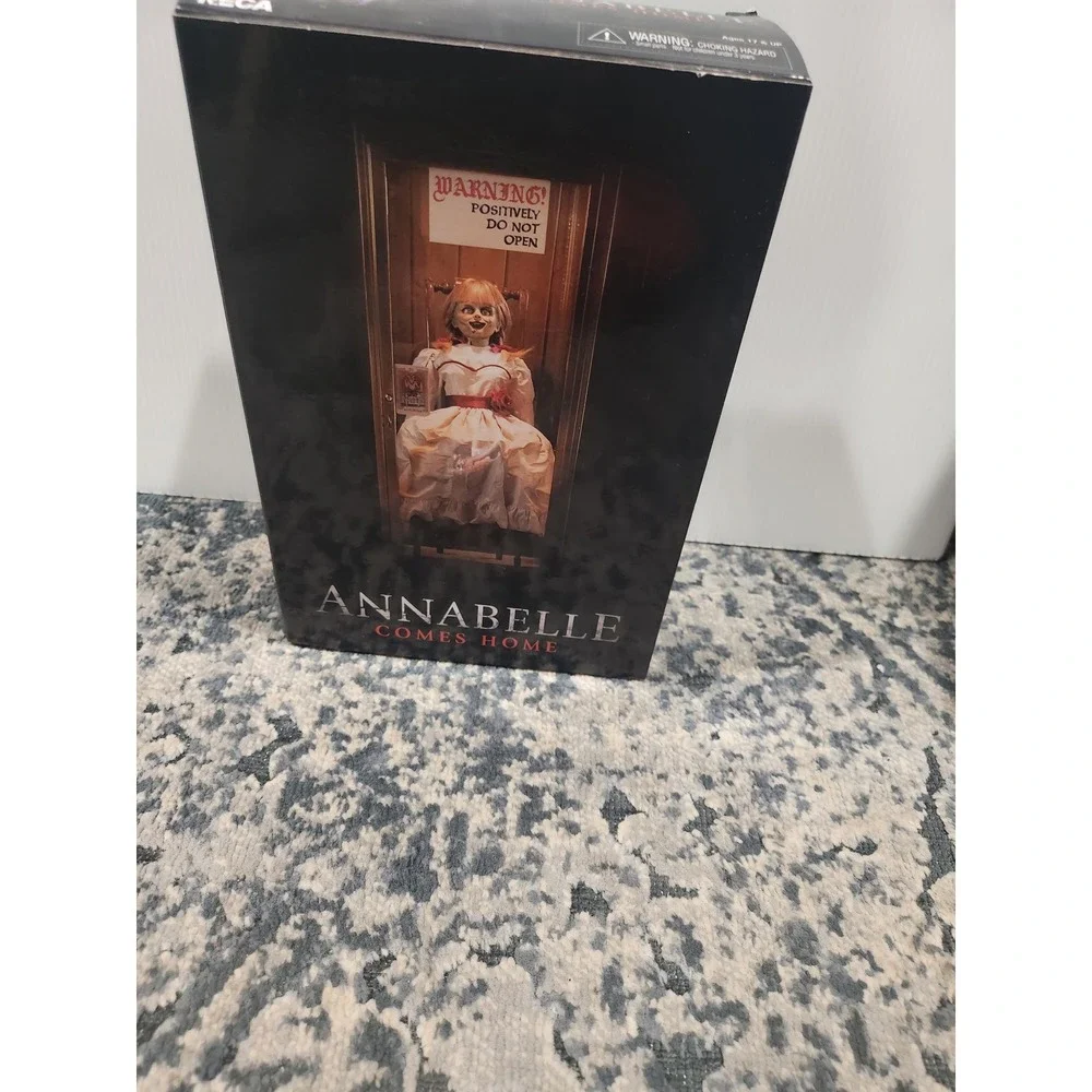 NECA Annabelle Comes Home Ultimate Action Fgure The Conjuring Universe Hrror 7in